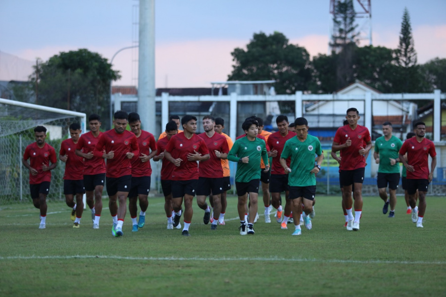 Timnas Indonesia Jalani Latihan Perdana Di Bandung